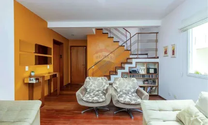 Casa para venda em Bom Retiro de 282.00m² com 3 Quartos, 1 Suite e 3 Garagens