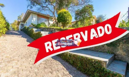 Casa para venda em Bom Retiro de 178.00m² com 3 Quartos, 1 Suite e 4 Garagens