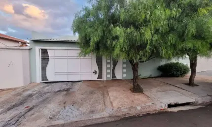 Casa para venda em jardim cambuí de 115.00m² com 2 quartos, 1 suite e 2 garagens