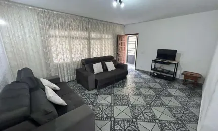 Casa para venda em Piqueri de 201.00m² com 4 Quartos e 2 Garagens