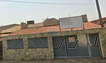 Casa para venda em Jardim Flamboyant de 206.00m² com 4 Quartos e 3 Garagens