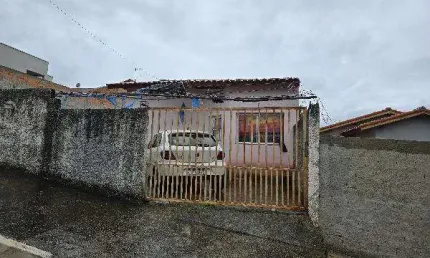 Casa para venda em Capela do Alto de 160.00m² com 1 Quarto e 1 Garagem