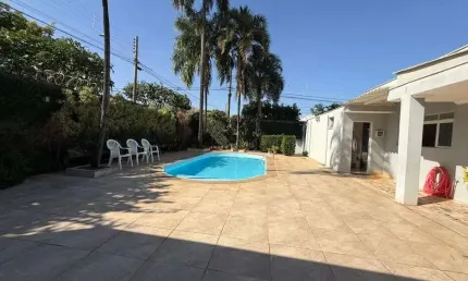 Casa para venda em Icaray de 490.00m² com 6 Quartos, 5 Suites e 15 Garagens
