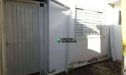 Casa para alugar em Jardim Califórnia de 39.00m² com 1 Quarto