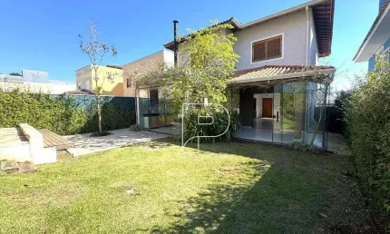 Casa de condomínio para venda em granja viana de 308.00m² com 3 quartos, 3 suites e 6 garagens