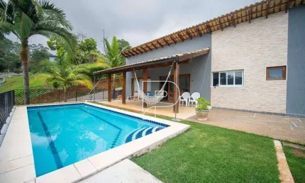 Casa de Condomínio para venda em Parque Das Artes de 250.00m² com 4 Quartos, 2 Suites e 4 Garagens
