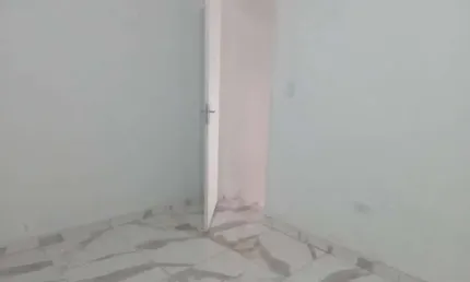 Casa para alugar em Jardim Nara Lúcia de 70.00m² com 2 Quartos e 1 Garagem