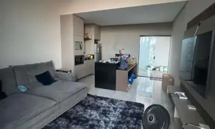 Casa para venda em Jardim Maria Helena de 212.00m² com 3 Quartos, 1 Suite e 2 Garagens