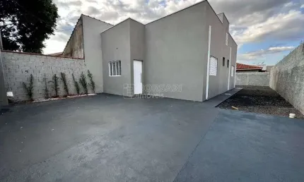 Casa para venda em Parque Residencial Vale Do Sol de 250.00m² com 2 Quartos, 1 Suite e 4 Garagens