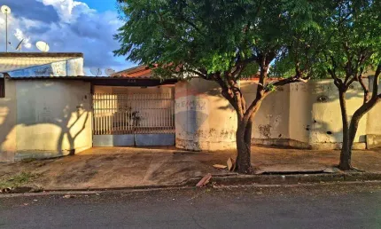 Casa para venda em Jardim Bom Viver I de 123.44m² com 2 Quartos e 2 Garagens