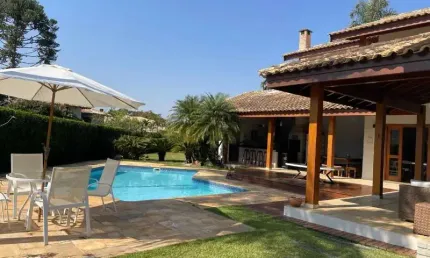 Casa para venda em Residencial Lago Azul Golf Clube de 1008.00m² com 3 Quartos, 3 Suites e 4 Garagens