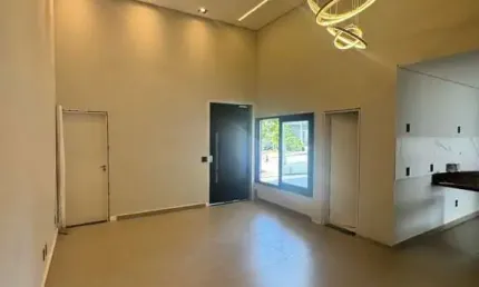 Casa para venda em Chácaras Residenciais Santa Maria de 250.00m² com 3 Quartos, 3 Suites e 4 Garagens