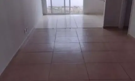 Casa para venda em Jardim Ipanema de 65.00m² com 2 Quartos, 1 Suite e 2 Garagens