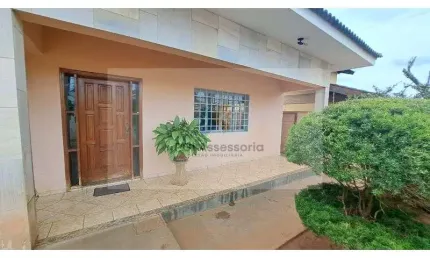 Casa para alugar em Jardim Morumbi de 260.00m² com 1 Quarto e 3 Suites
