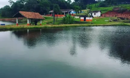 Chácara para venda em Jardim Das Graças de 193600.00m² com 1 Quarto