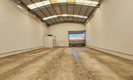 Sala Comercial para alugar em Piracicamirim de 303.00m² com 3 Garagens