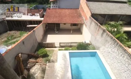 Sobrado para venda em Jardim Fonte Áurea de 356.00m² com 4 Quartos, 1 Suite e 4 Garagens