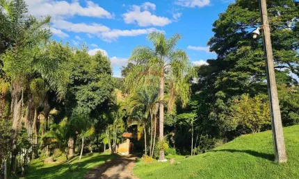 Chácara para venda em Pinhalzinho de 240.00m² com 3 Quartos e 2 Suites