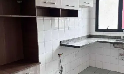 Apartamento para alugar em Centro de 67.00m² com 2 Quartos, 1 Suite e 1 Garagem