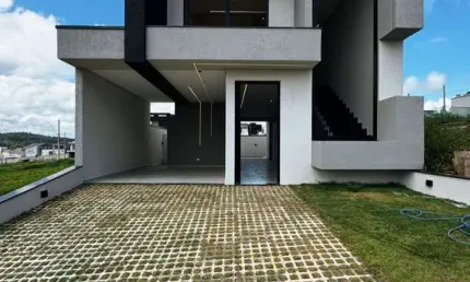 Casa para venda em Vila Oliveira de 182.00m² com 3 Quartos, 3 Suites e 4 Garagens