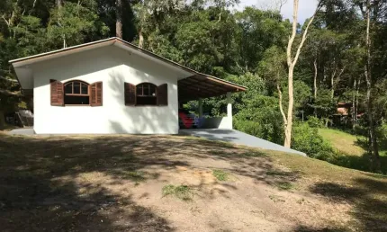 Chácara para venda em Agudos Do Sul de 98.00m² com 1 Quarto e 2 Garagens