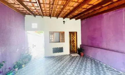 Casa para venda em Braz Cubas de 63.00m² com 2 Quartos, 1 Suite e 1 Garagem