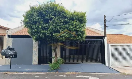 Casa para venda em Conjunto Habitacional Costa Do Sol de 180.00m² com 3 Quartos e 3 Garagens