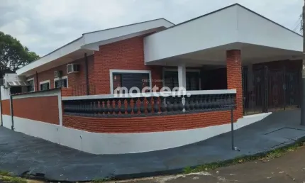 Casa para venda em Jardim Castelo Branco de 148.00m² com 3 Quartos e 2 Garagens