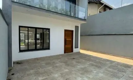 Casa para venda em Real Park Tietê Jundiapeba de 200.00m² com 3 Quartos, 1 Suite e 2 Garagens