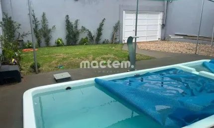 Casa para venda em Cidade Jardim de 50.00m² com 1 Quarto e 3 Garagens