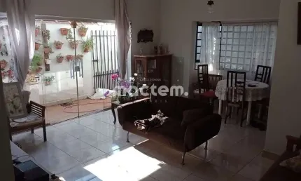 Casa para venda em Residencial E Comercial Palmares de 201.00m² com 3 Quartos, 1 Suite e 2 Garagens