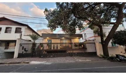 Casa para venda em Caiçaras de 319.00m² com 6 Quartos, 1 Suite e 5 Garagens