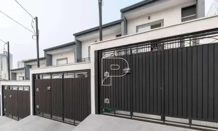Casa para venda em Jardim D Abril de 62.00m² com 2 Quartos, 1 Suite e 1 Garagem