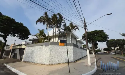 Sobrado para alugar em Planalto Paulista de 280.00m² com 4 Quartos, 2 Suites e 2 Garagens