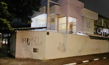 Sobrado para venda em Cidade Cruzeiro Do Sul de 133.00m² com 2 Quartos, 1 Suite e 2 Garagens