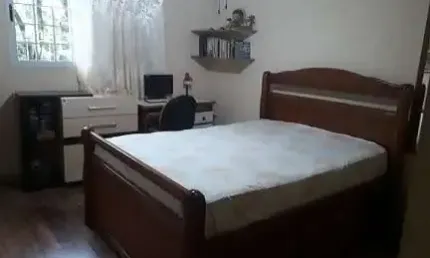 Casa para venda em Taboão de 202.00m² com 3 Quartos, 1 Suite e 2 Garagens