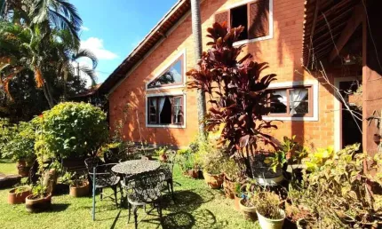 Casa para alugar em SÍTIO RECREIO DOS CAFEZAIS de 341.39m² com 3 Quartos, 1 Suite e 2 Garagens
