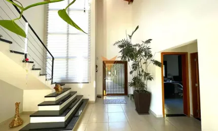 Casa para venda em Chácara São João de 300.00m² com 4 Quartos, 2 Suites e 4 Garagens