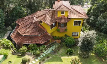 Casa de Condomínio para venda em Caraguatá de 311.30m² com 5 Quartos, 3 Suites e 4 Garagens