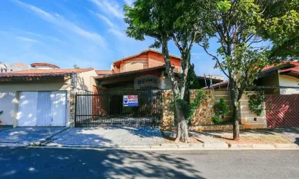 Casa para venda em jardim astro de 294.00m² com 3 quartos, 1 suite e 3 garagens
