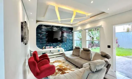 Casa para venda em Vila Romanópolis de 248.40m² com 4 Quartos, 2 Suites e 3 Garagens