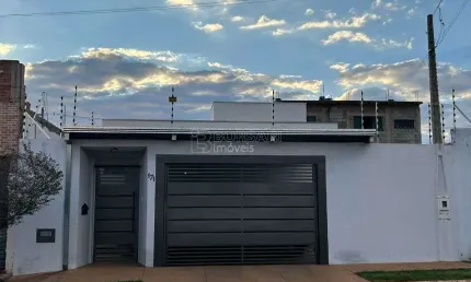 Casa para venda em Parque Residencial Jatobá de 69.00m² com 2 Quartos, 1 Suite e 2 Garagens