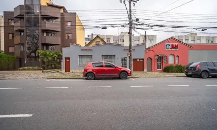 Terreno à venda no Cristo Rei, Curitiba 