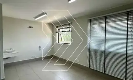 Sala Comercial para venda e aluguel em Jardim Tangará de 32.00m² com 1 Garagem
