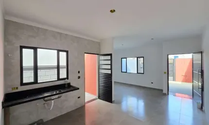 Casa para venda em Vila São Paulo de 65.00m² com 2 Quartos, 1 Suite e 2 Garagens