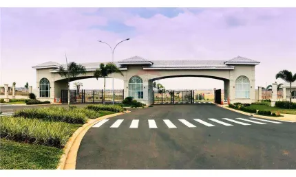 Terreno para venda em Parque Dos Pinheiros de 300.00m² com 2 Garagens