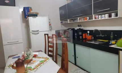 Sobrado para venda em Centro de 193.00m² com 3 Quartos e 1 Garagem