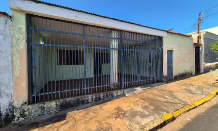 Casa para venda em Campos Elíseos de 109.00m² com 2 Quartos e 2 Garagens