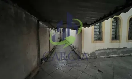 Casa para alugar em Vila Paraíso de 255.00m² com 3 Quartos e 2 Garagens