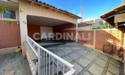 Casa para venda em Centro de 363.00m² com 3 Quartos, 1 Suite e 2 Garagens